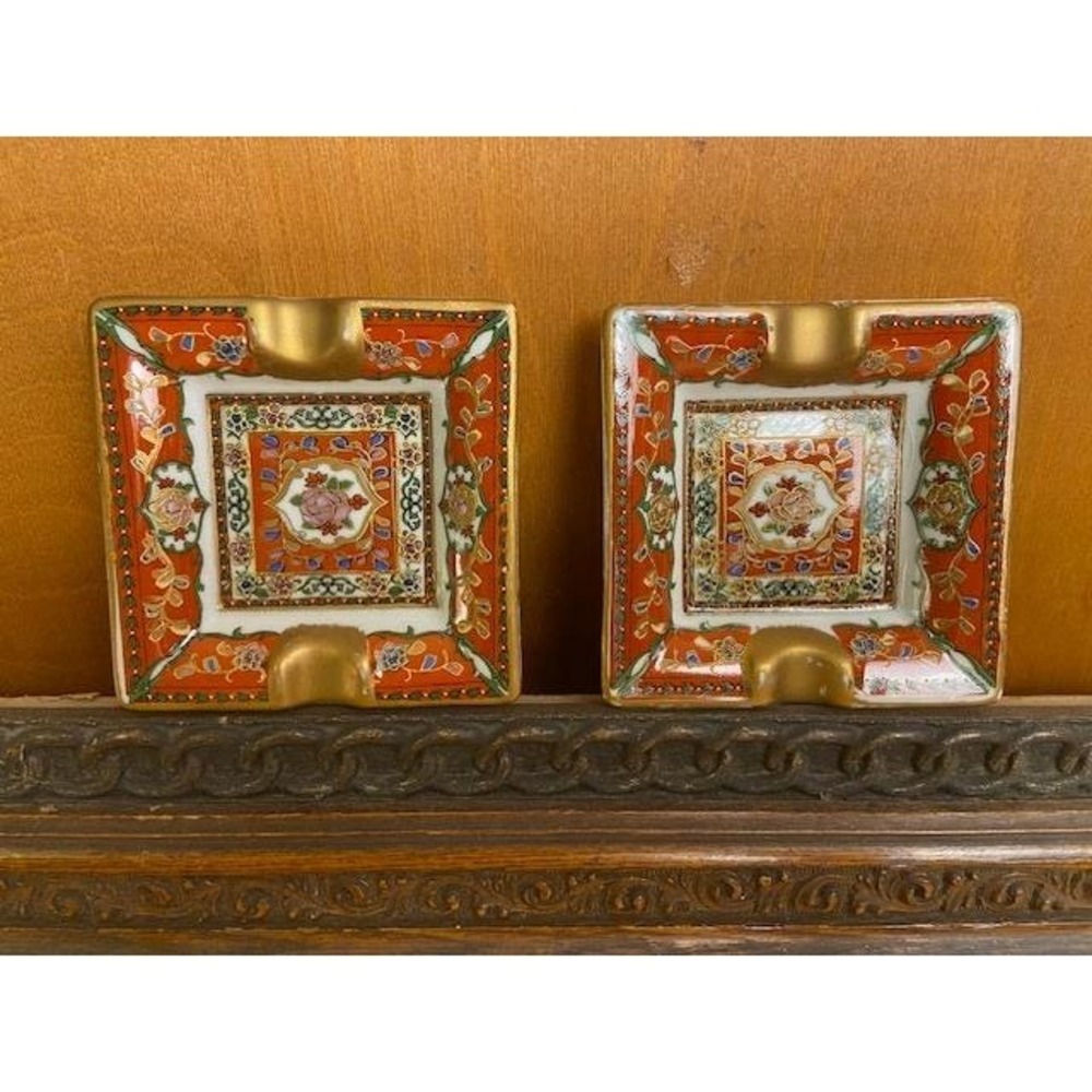 Vintage Japanese Porcelain Ashtray Set 2 Imari Style Floral Gold Trim 3 Inch